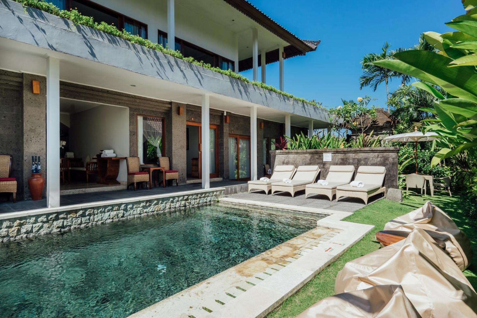 Desa Swan Villas & Spa, קראמאס מראה חיצוני תמונה